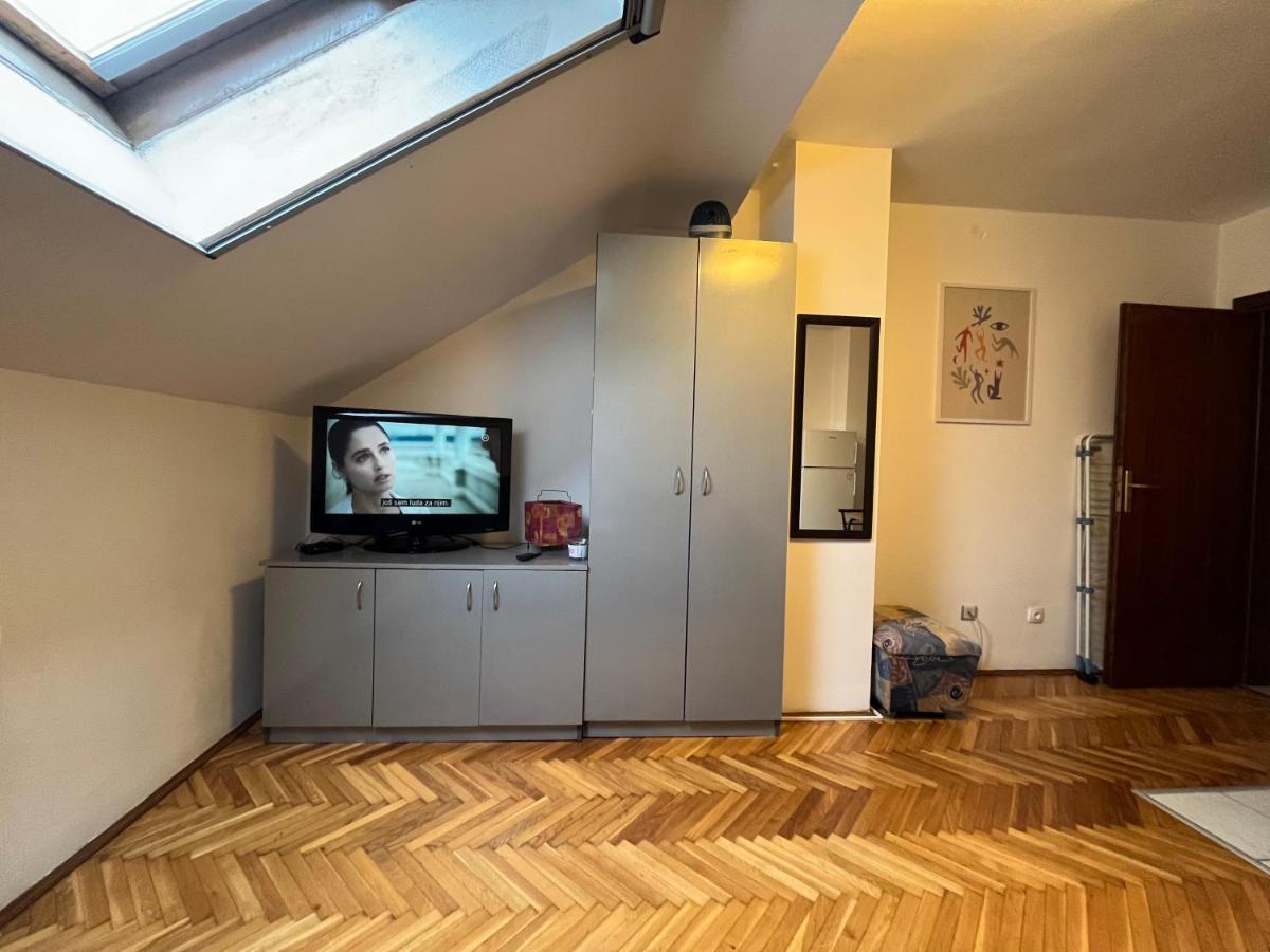 Studio In The Centre Of Novi Sad 아파트 외부 사진